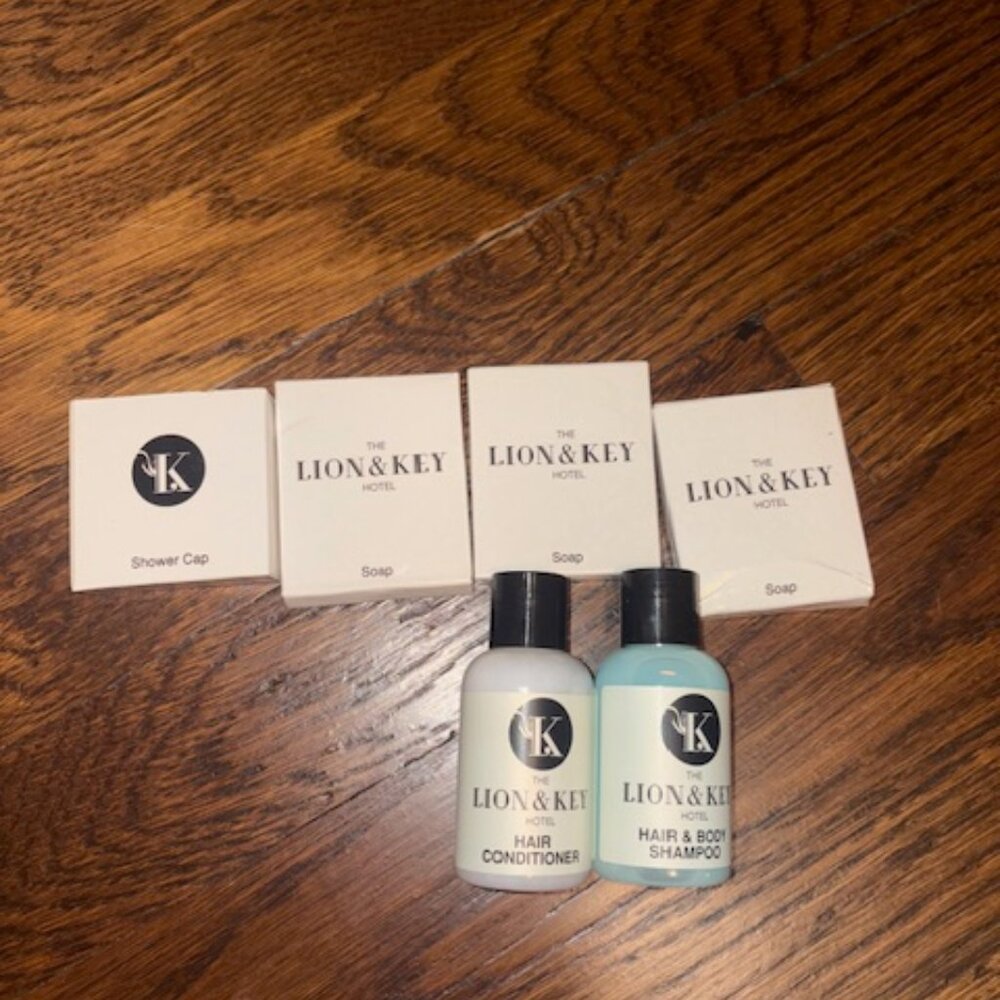NEW- Lion and Key Hotel Bathroom Set